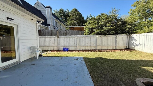 Building Photo - 11395 Brookhollow Trail