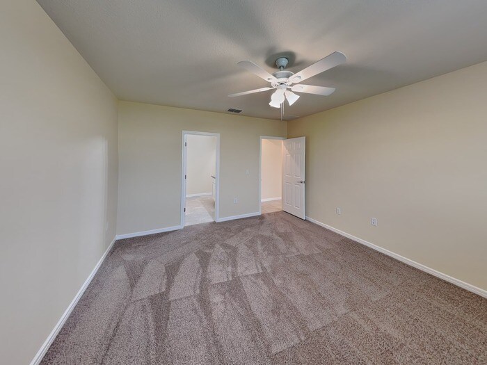 Building Photo - 1208 Sugarwood St