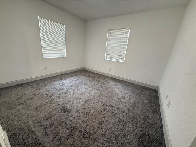 Building Photo - 13 Volusia Dr