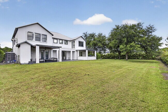 Building Photo - 17394 Orange Blvd