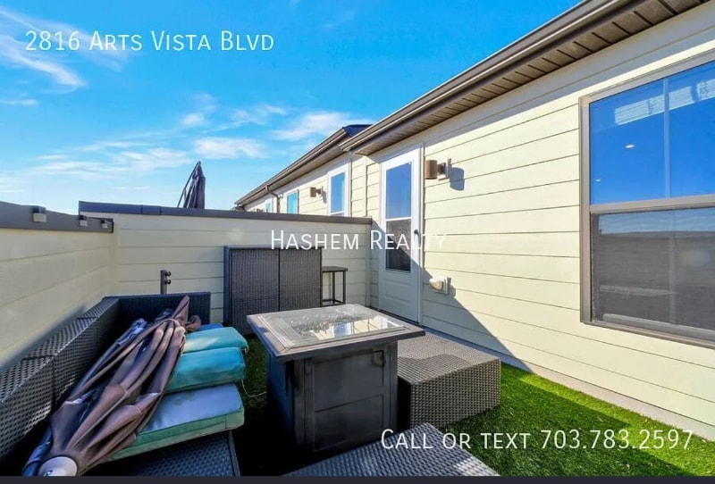 Building Photo - 2816 Arts Vista Blvd