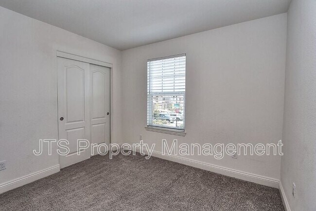 Building Photo - 4268 Emerald Gate Ln
