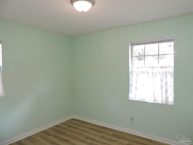 Building Photo - 4454 Bixby Cir