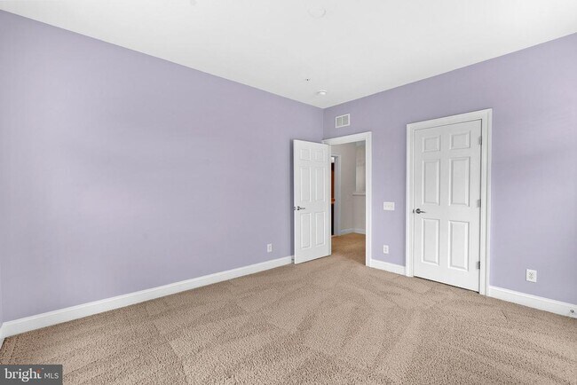 Building Photo - 42788 Lauder Terrace