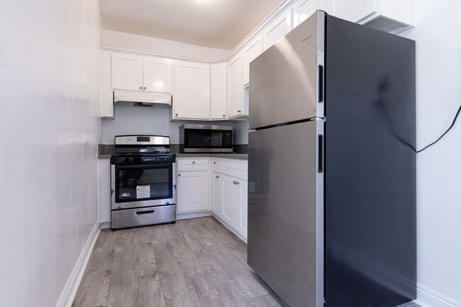 Interior Photo - Newly Remodeled Units with Brick Exposure