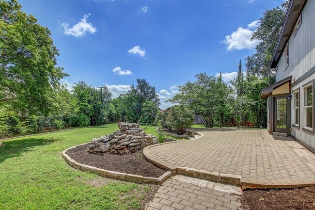 Building Photo - 16803 Bailey Jean Dr