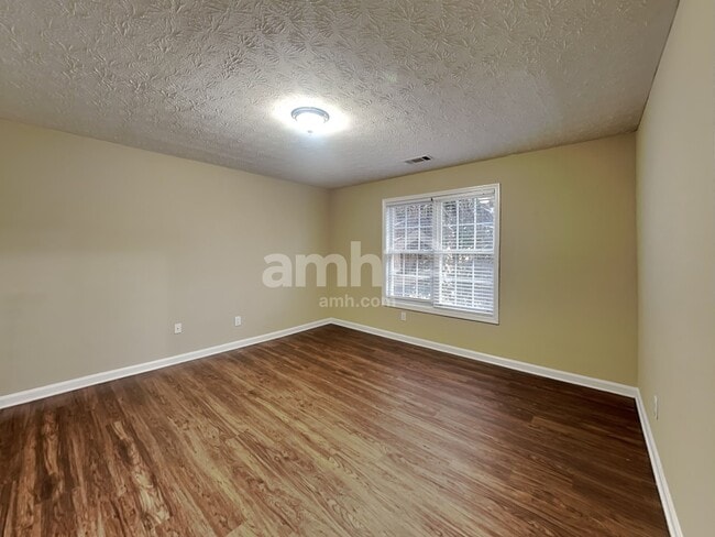 Building Photo - 5135 Thorin Oak Cir