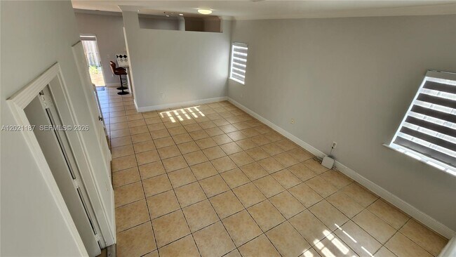Building Photo - 12601 SW 143rd Ln