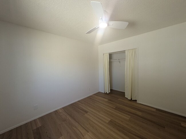 Building Photo - $$$$$$500 MOVE IN BONUS!!!!Freshly Remodel...