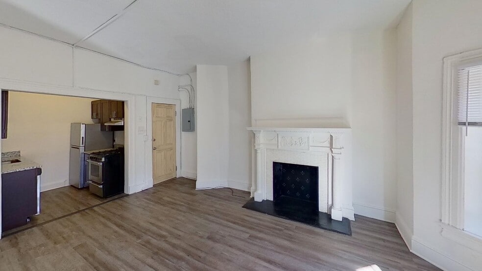 Building Photo - Earl Court