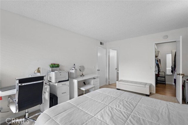 Building Photo - 4714 Park Granada