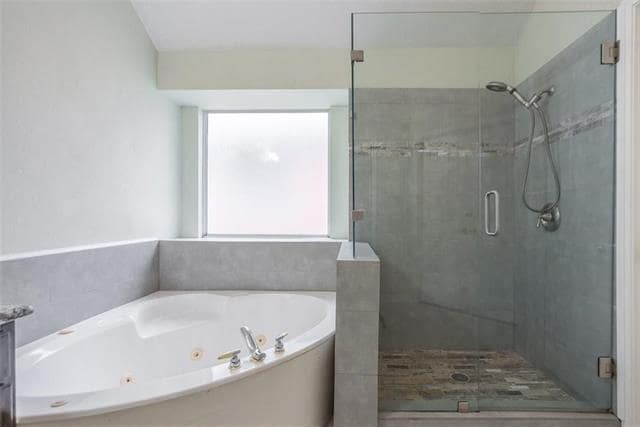 Building Photo - 2020 Westbury Ln