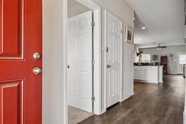 Building Photo - 1413 Coffee Tree Dr