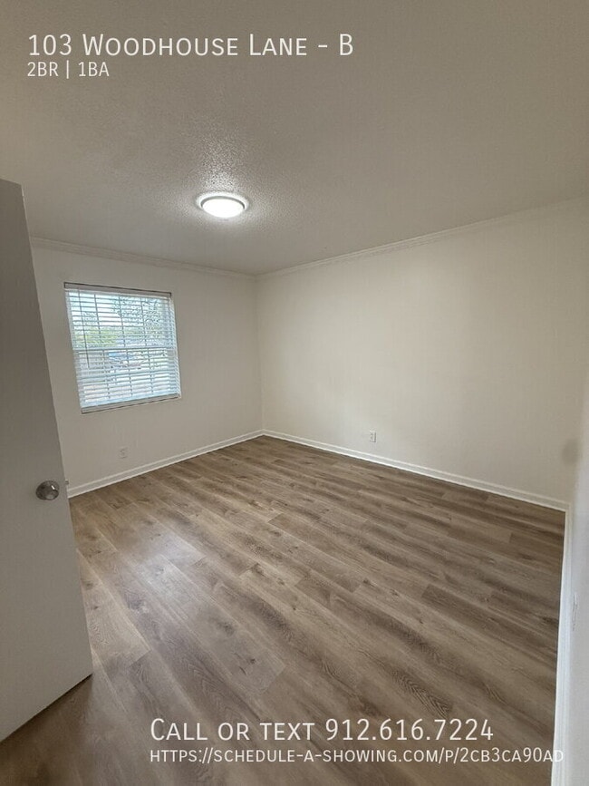 Building Photo - 103 Woodhouse Ln