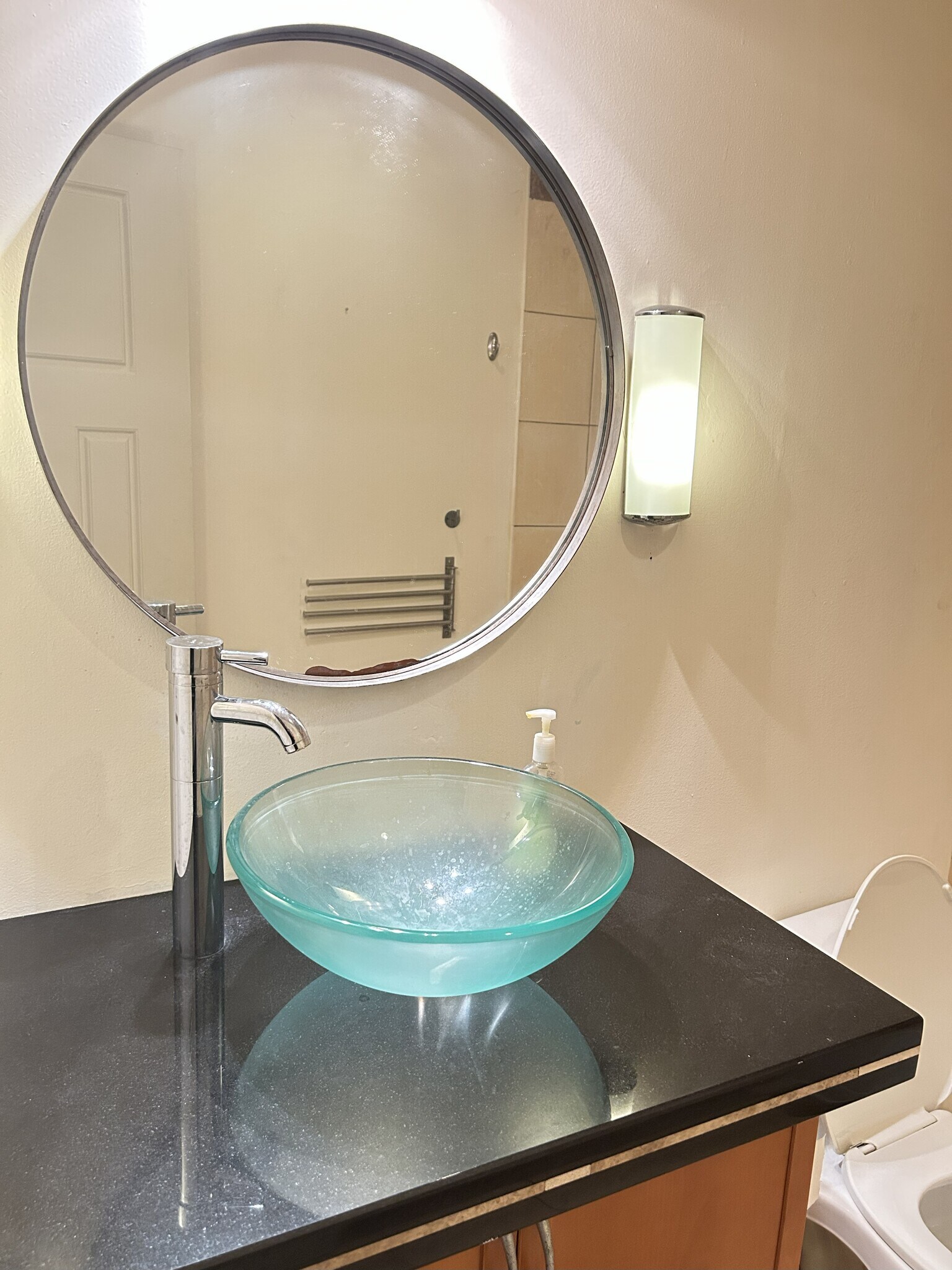 Building Photo - 118 Bates St NW