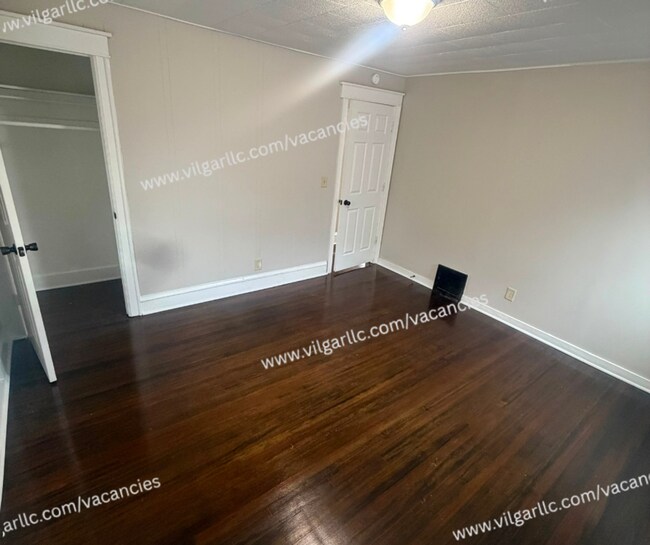 Building Photo - 308 Fillmore St