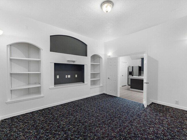 Building Photo - 13707 Birney Point Ln