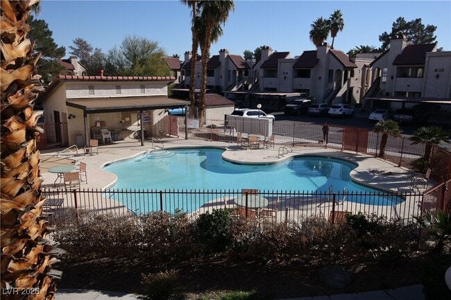 Building Photo - 1751 E Reno Ave