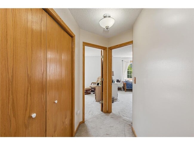 Building Photo - 8829 Branson Dr