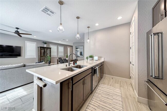 Building Photo - 11287 Gravitation Dr