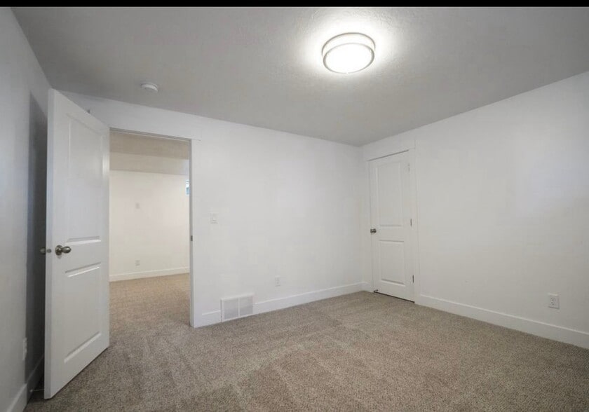 Building Photo - 2888 S 8650 W