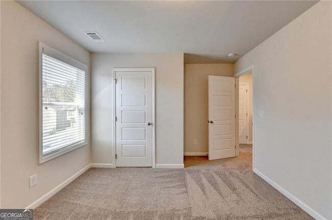 Building Photo - 212 Station Overlook Dr