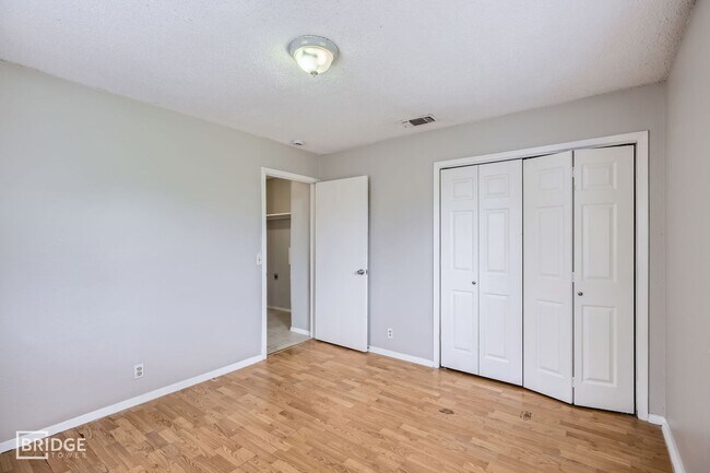 Building Photo - 1102 Jefferson St