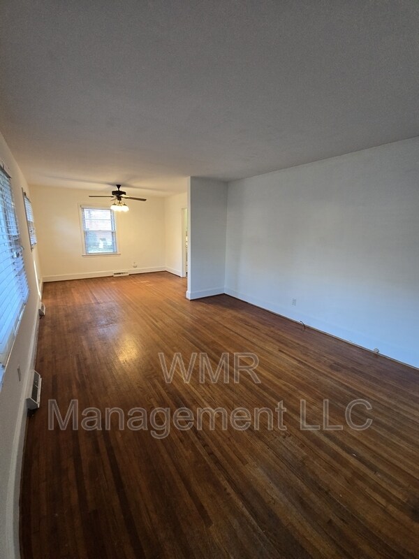 Building Photo - 4120 Leeds Dr