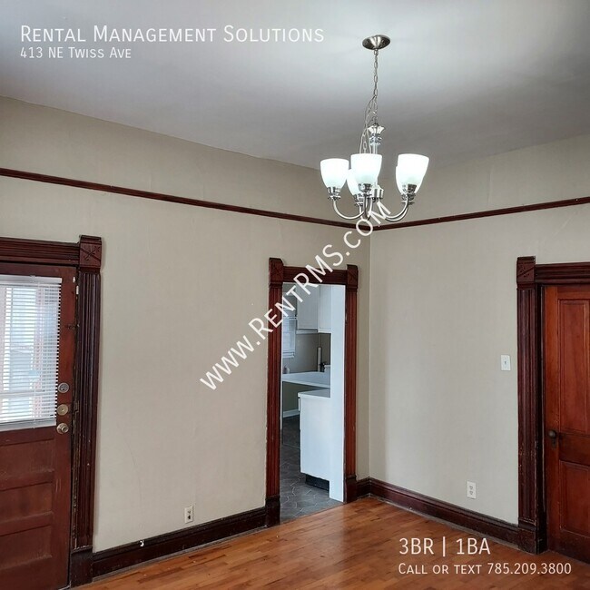 Building Photo - 413 NE Twiss Ave