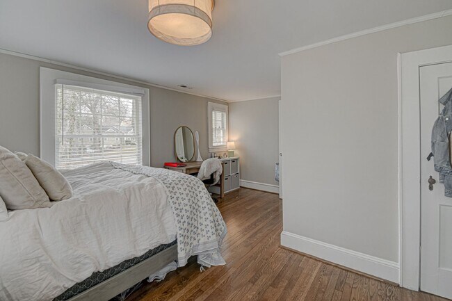 Building Photo - 139 Rosedale Cir