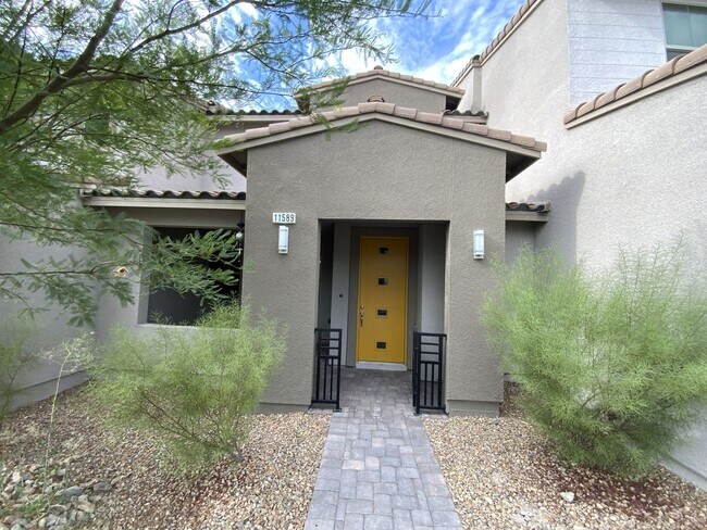 Building Photo - Townhouse in Summerlin North