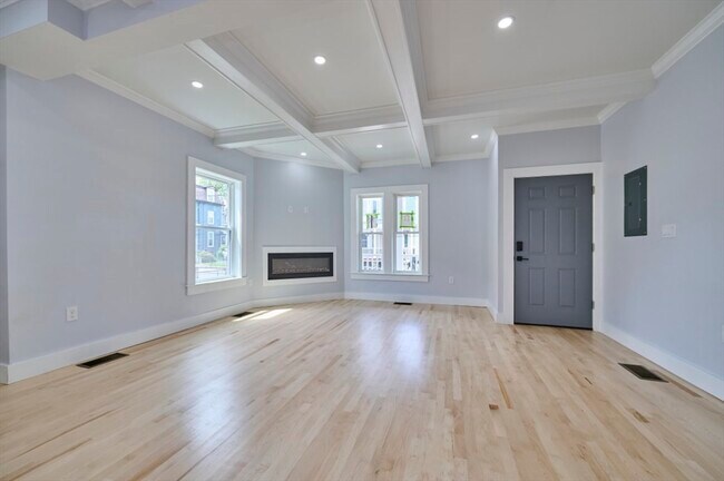 Building Photo - 97 Oakton Ave