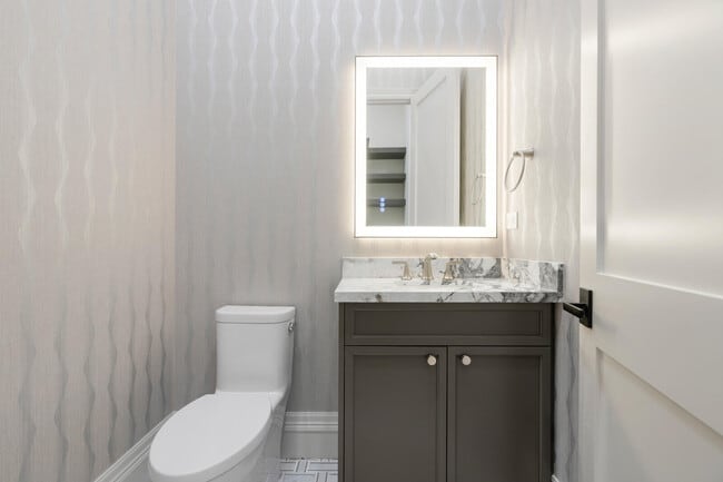 Building Photo - 14699 Black Bear Rd