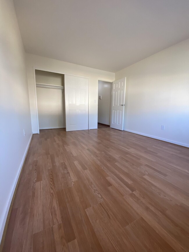 Building Photo - 210 Bergenline Ave