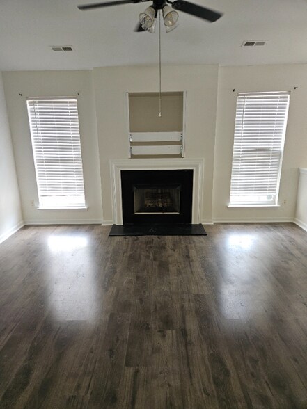 Building Photo - 4352 Bubbling Brook Ct