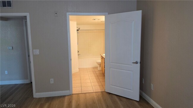 Building Photo - 5055 W Hacienda Ave