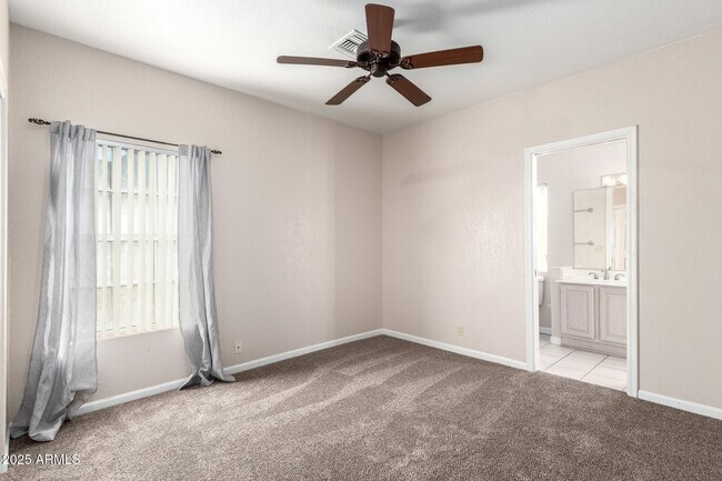 Building Photo - 12349 N 71st Dr