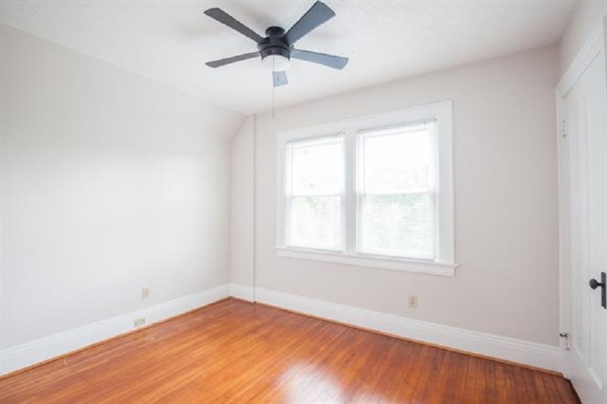 Back (east) Bedroom - 314 Garrard St