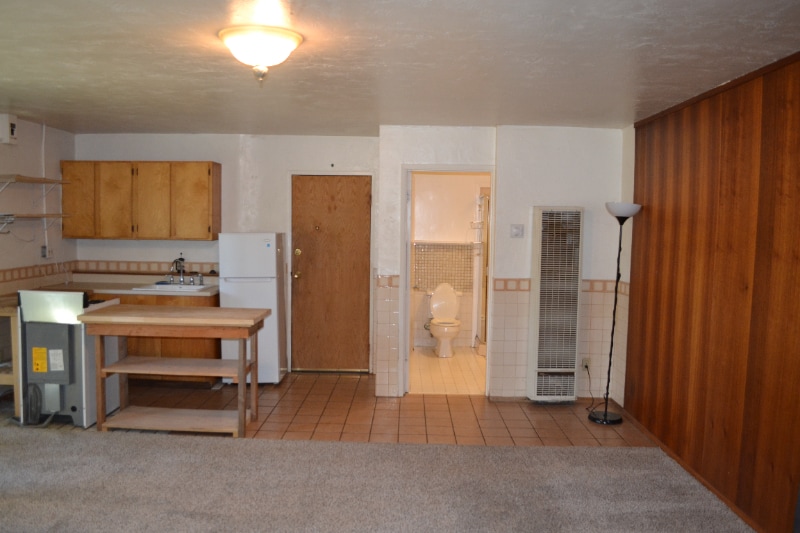 Building Photo - 130 Live Oak Ave