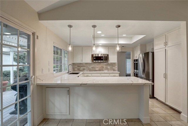 Building Photo - 16 Sycamore Creek