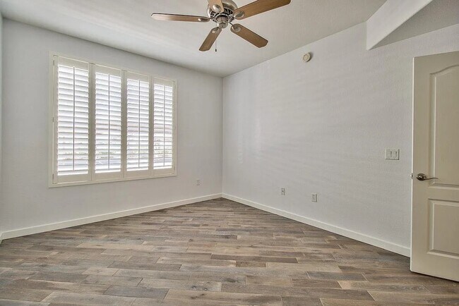 Building Photo - 6900 E Princess Dr