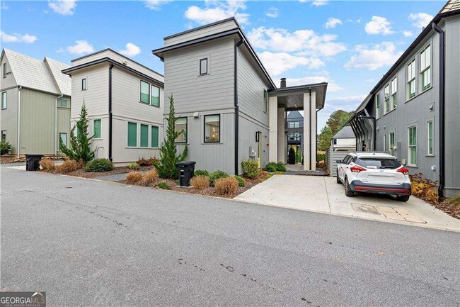 Building Photo - 255 High St