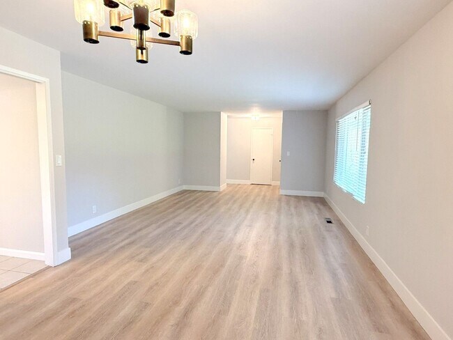 Building Photo - 2690 Danville Blvd