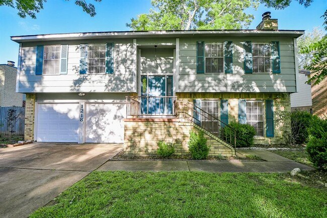 Building Photo - 1218 Briarmead Dr