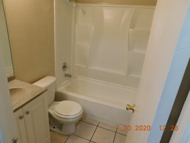 Building Photo - 5212 Meadow Field