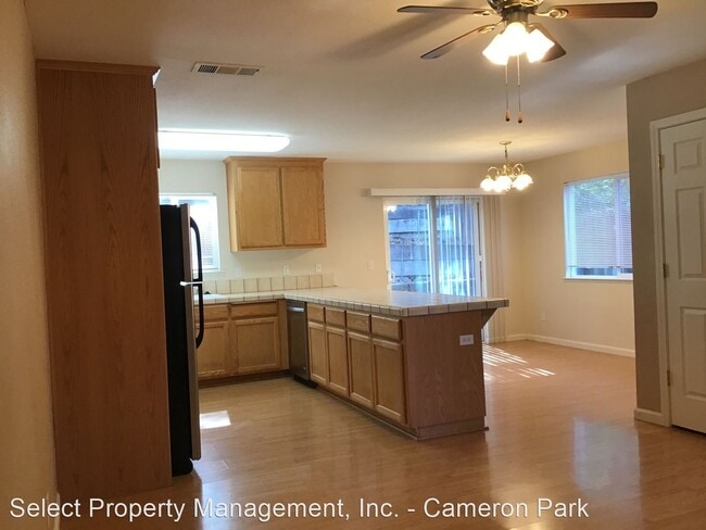 Building Photo - 3 br, 2.5 bath House - 4006 Wimbledon Drive