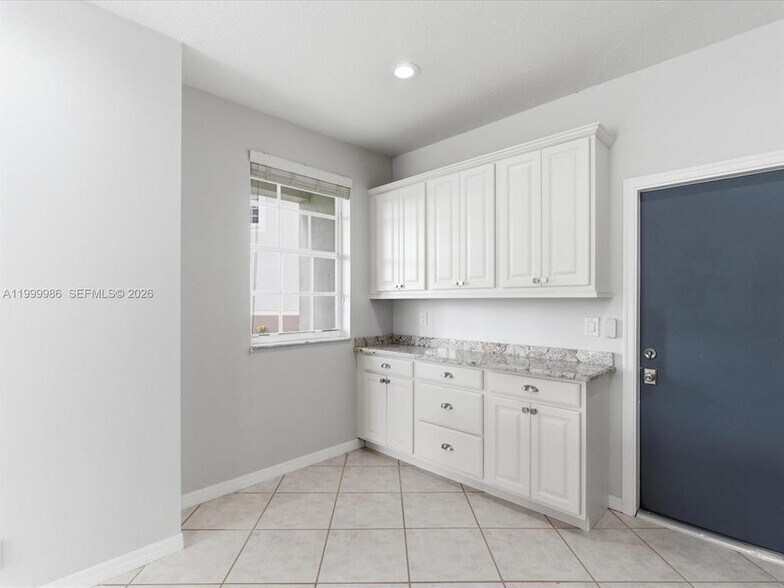 Building Photo - 3776 San Simeon Cir