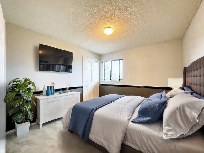 Building Photo - 236 Oxbow Dr