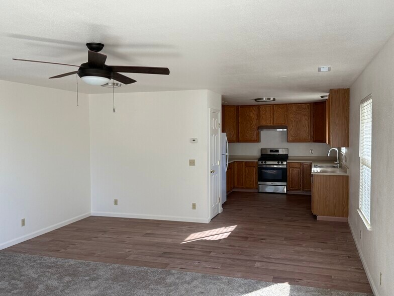 Building Photo - 1420 Slater Street