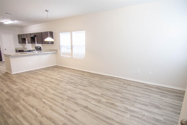 Building Photo - 5618 Adelaide River Dr